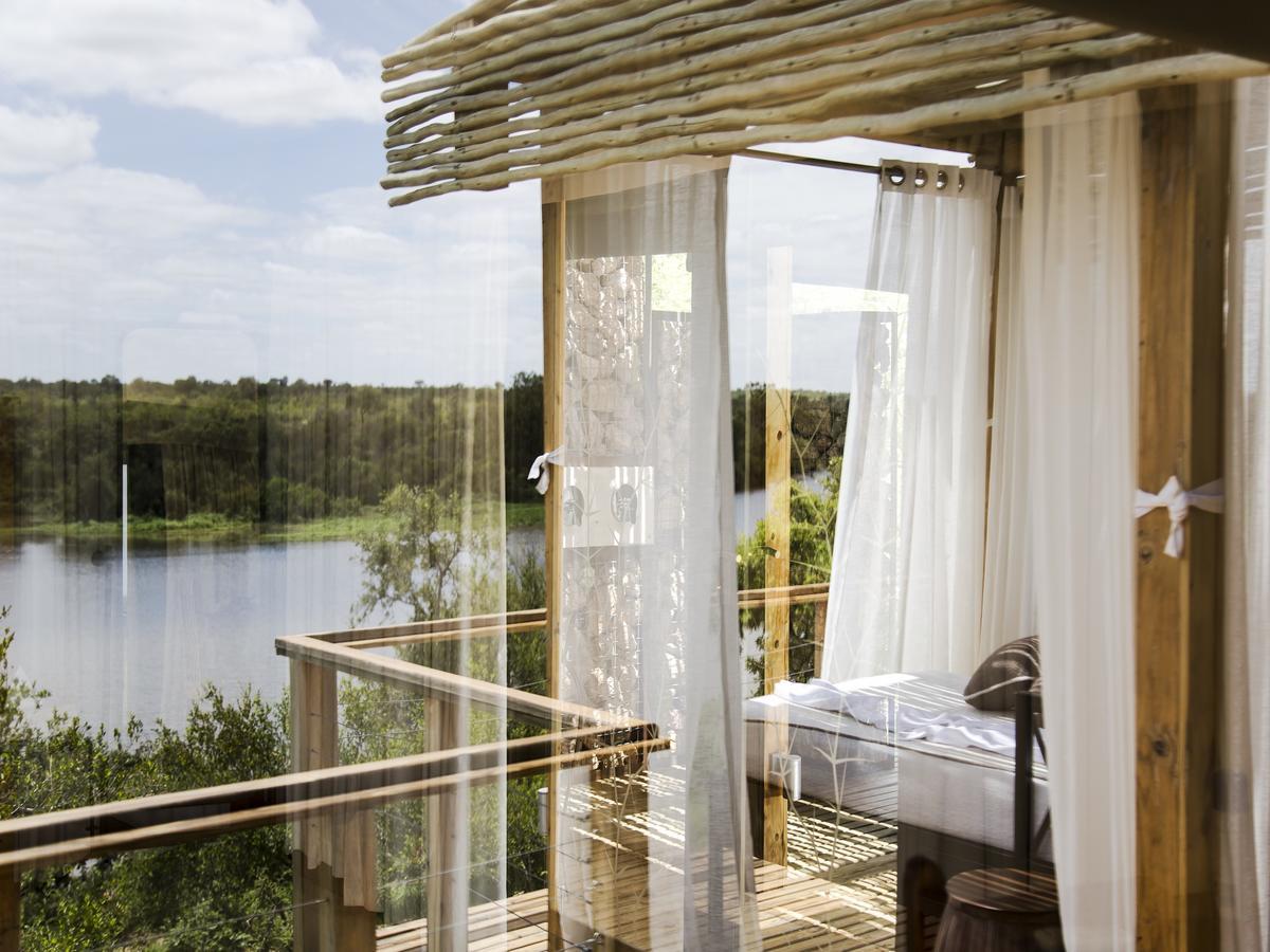 Simbavati Hilltop Lodge Заповедник Тимбавати Экстерьер фото