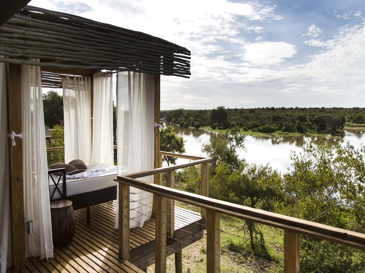 Simbavati Hilltop Lodge Заповедник Тимбавати Экстерьер фото