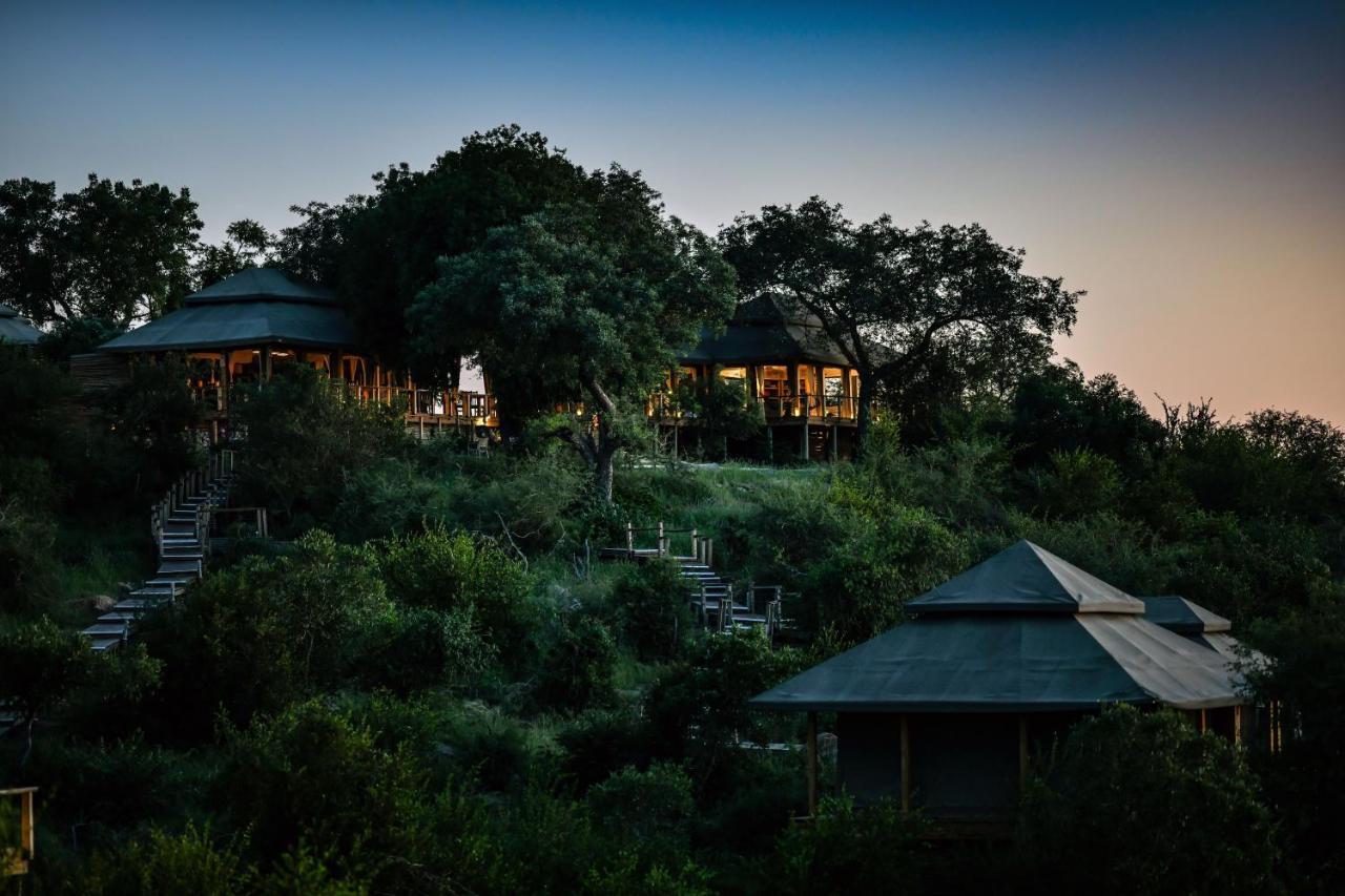 Simbavati Hilltop Lodge Заповедник Тимбавати Экстерьер фото